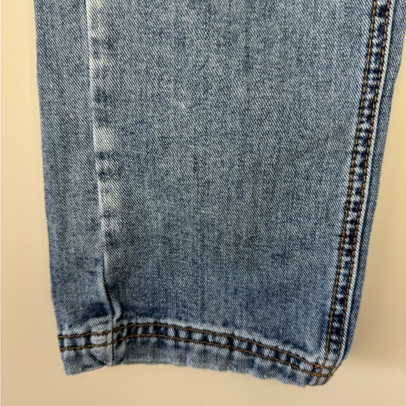Free People low rise straight leg distressed hem button detail jeans size 25 - Picture 5 of 12